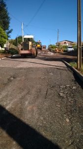 Colocação de resíduo e liberação parcial do transito da Rua da AABB